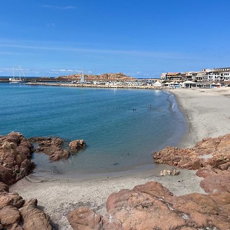 Borgo Spiaggia Isola Rossa Esterno foto